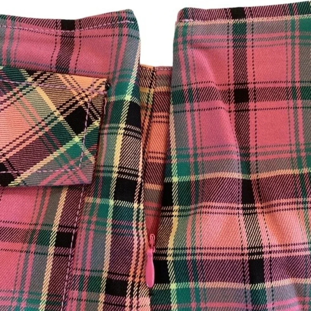 NWT, Urban Outfitters - Jasmine Plaid Button Mini Skort | R/L